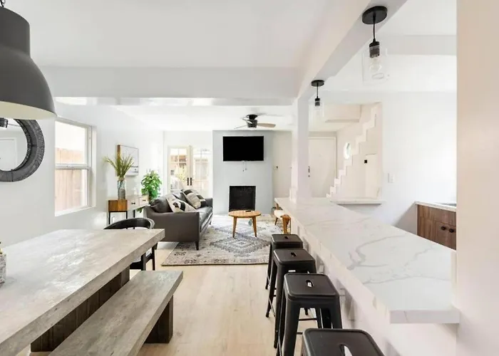 Beach Home W Ac- 5 Bedroom - Free Parking - Ev Charge
