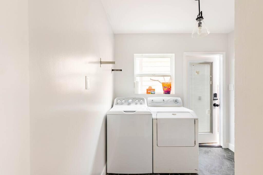 W Ac- 5 Bedroom - Free Parking - Ev Charge
